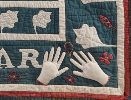 antique American patriotic quilt rel=