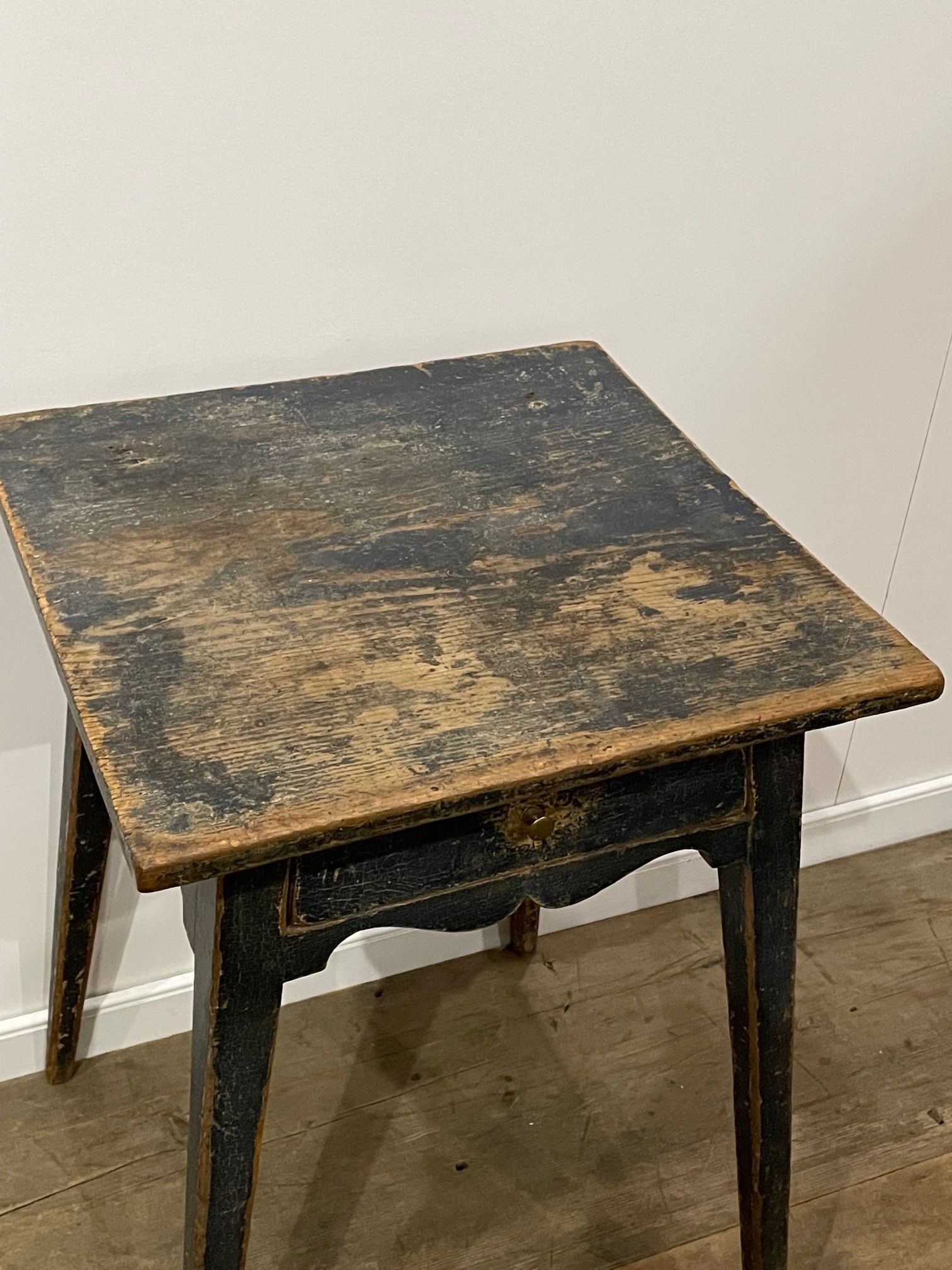 antique blue side table rel=