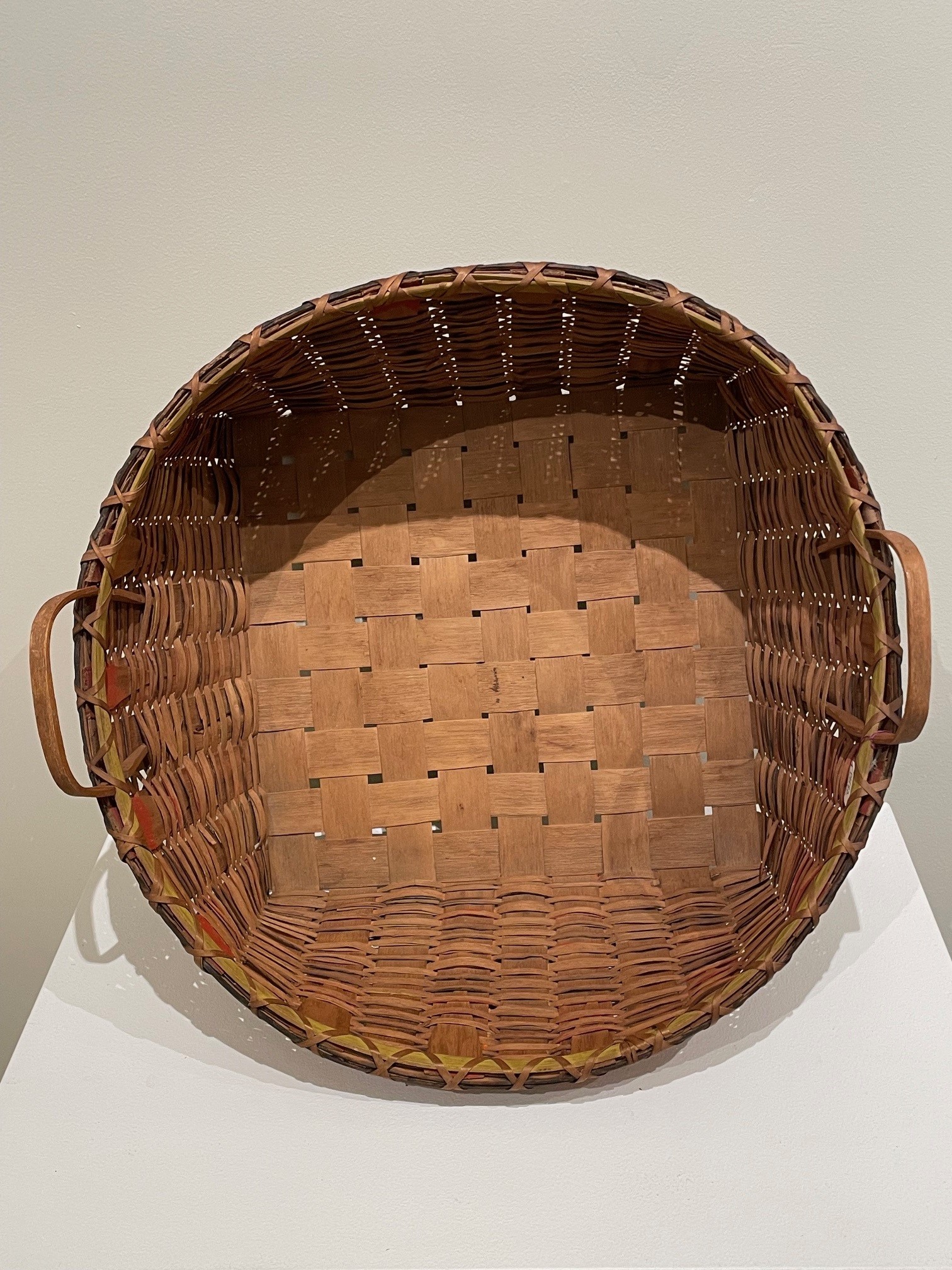 antique fancy woodlands basket rel=