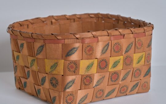 antique open woodlands basket