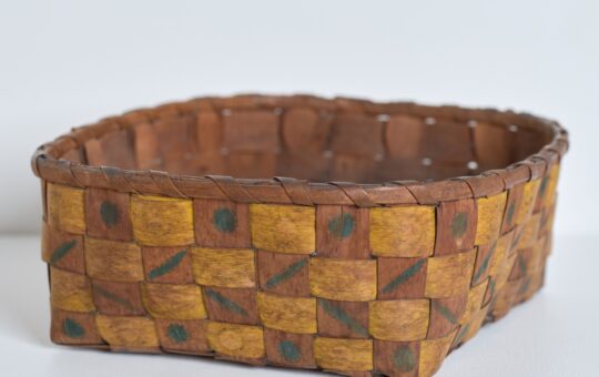 antique splint woodlands basket