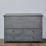 gray lift-top chest